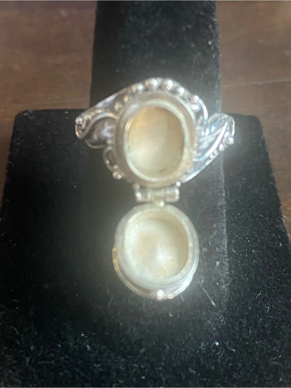 Sterling Silver Vintage Garnet Snuff Ring • Hinged Poisen Locket•Statement Ring
